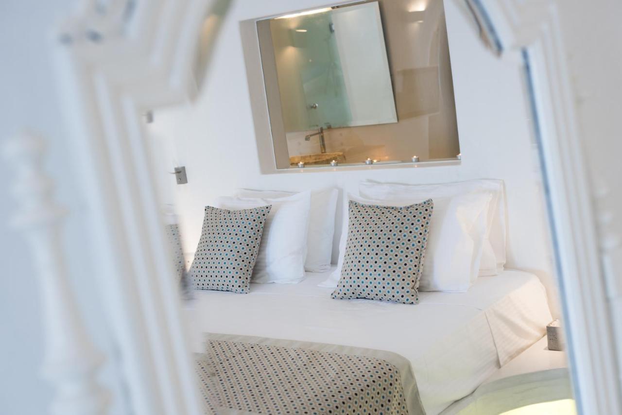Maregio Suites (Adults Only) Oia Buitenkant foto